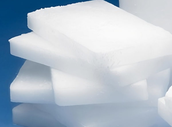 Dry Ice 1kg Slices shown on a blue background